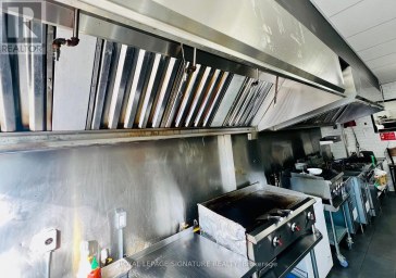 761 DUNDAS STREET W Toronto (Trinity-Bellwoods) Ontario photo 6