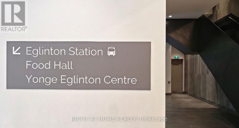 UPPER - 6 EGLINTON AVENUE E, Toronto (Mount Pleasant West), Ontario, M4P1A6