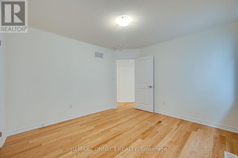 146 NOTTINGHAM ROAD N, Barrie, Ontario, L9J0W5
