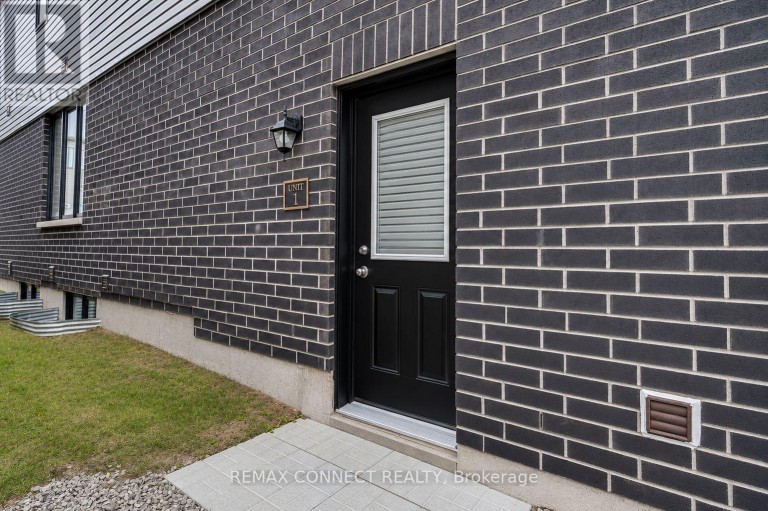 146 NOTTINGHAM ROAD N, Barrie, Ontario, L9J0W5