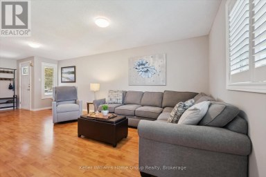395 STRATHALLAN STREET Centre Wellington (Fergus) Ontario photo 10