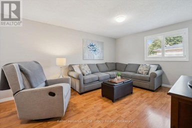 395 STRATHALLAN STREET Centre Wellington (Fergus) Ontario photo 11