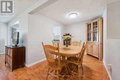 395 STRATHALLAN STREET Centre Wellington (Fergus) Ontario photo 9