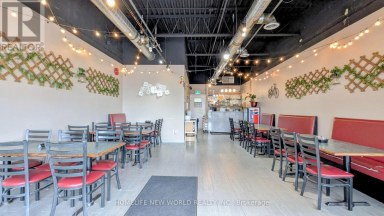 2584 FINCH AVENUE W Toronto (Humber Summit) Ontario photo 3