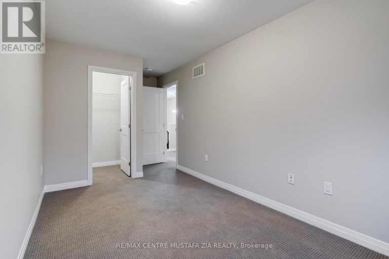 74 SOHO STREET, Hamilton (Stoney Creek Mountain), Ontario, L8J0L4