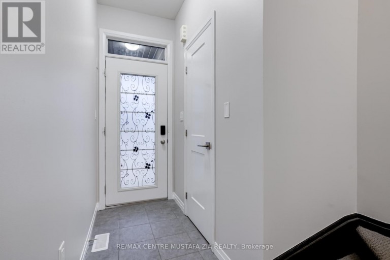 74 SOHO STREET, Hamilton (Stoney Creek Mountain), Ontario, L8J0L4
