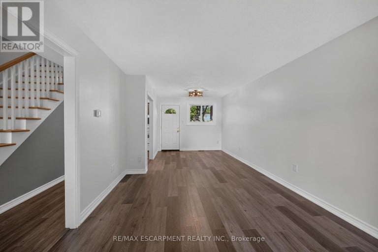 2 - 199 YORK ROAD, Hamilton (Dundas), Ontario, L9H1M9