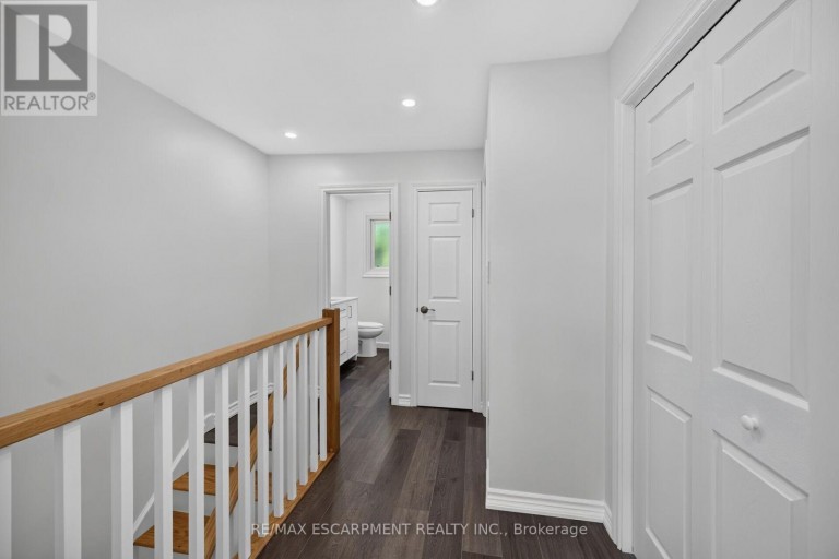 2 - 199 YORK ROAD, Hamilton (Dundas), Ontario, L9H1M9