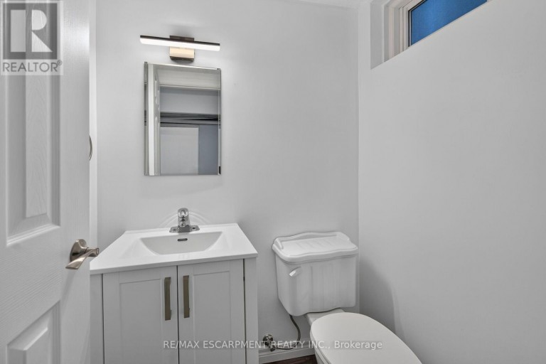 2 - 199 YORK ROAD, Hamilton (Dundas), Ontario, L9H1M9