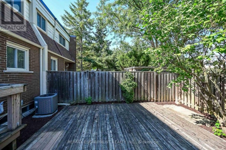 2 - 199 YORK ROAD, Hamilton (Dundas), Ontario, L9H1M9