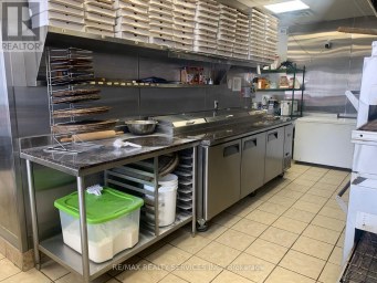 379 NORWICH AVENUE Woodstock (Woodstock - South) Ontario photo 4