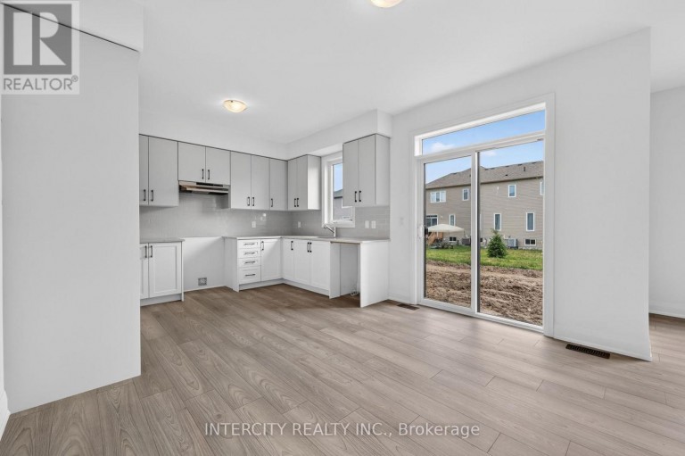 14 LEGACY CIRCLE, Wasaga Beach, Ontario, L9Z0L8
