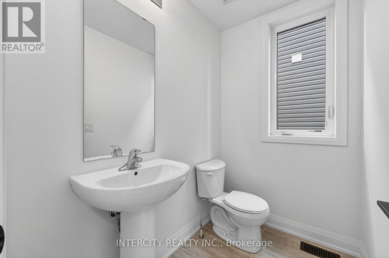 14 LEGACY CIRCLE, Wasaga Beach, Ontario, L9Z0L8