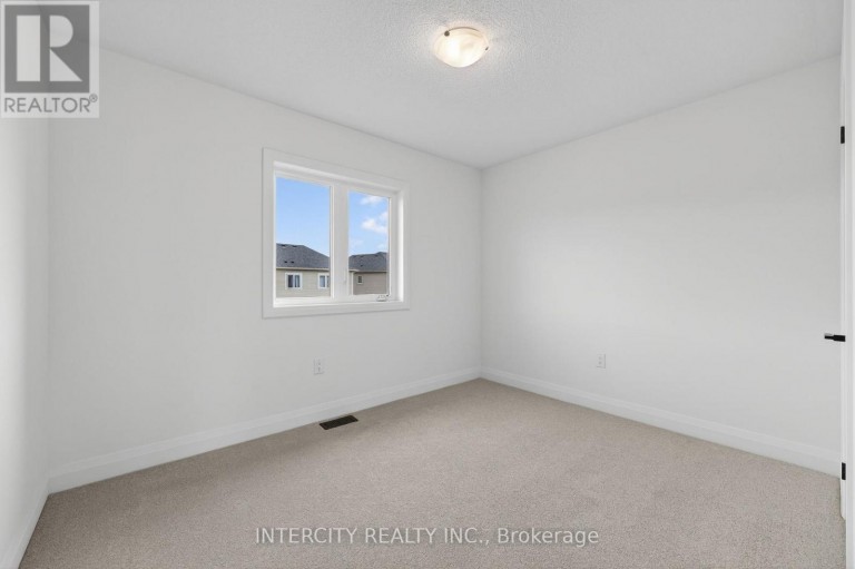 14 LEGACY CIRCLE, Wasaga Beach, Ontario, L9Z0L8