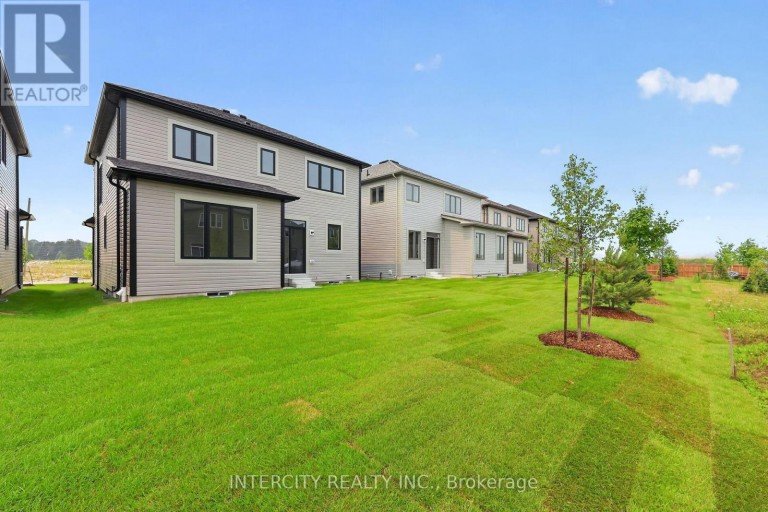 14 LEGACY CIRCLE, Wasaga Beach, Ontario, L9Z0L8