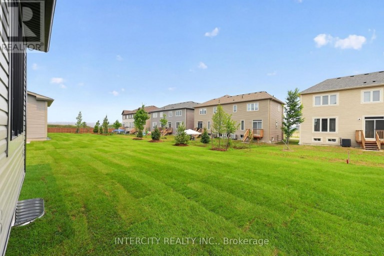 14 LEGACY CIRCLE, Wasaga Beach, Ontario, L9Z0L8