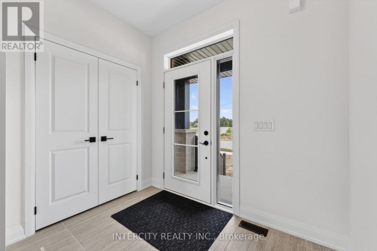 14 LEGACY CIRCLE, Wasaga Beach, Ontario, L9Z0L8
