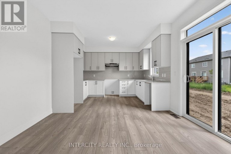 14 LEGACY CIRCLE, Wasaga Beach, Ontario, L9Z0L8