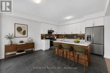 16 LEGACY CIRCLE Wasaga Beach Ontario photo 10