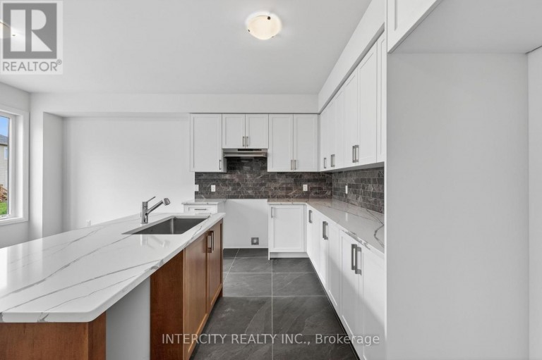 16 LEGACY CIRCLE, Wasaga Beach, Ontario, L9Z0L8