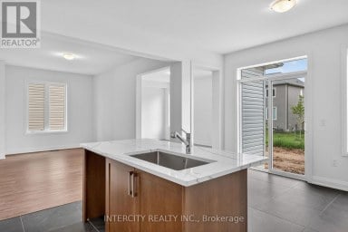 16 LEGACY CIRCLE Wasaga Beach Ontario photo 18