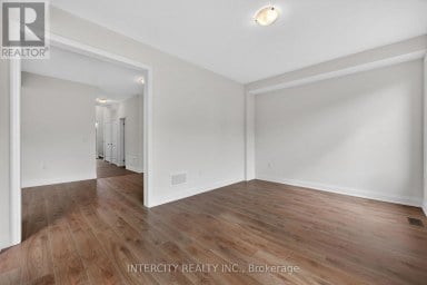 16 LEGACY CIRCLE Wasaga Beach Ontario photo 25