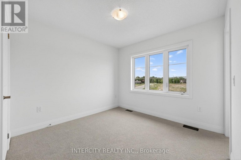16 LEGACY CIRCLE, Wasaga Beach, Ontario, L9Z0L8