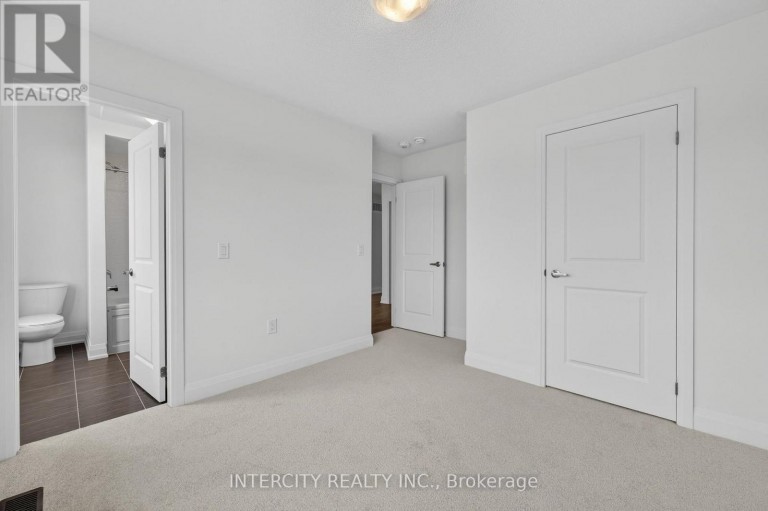 16 LEGACY CIRCLE, Wasaga Beach, Ontario, L9Z0L8