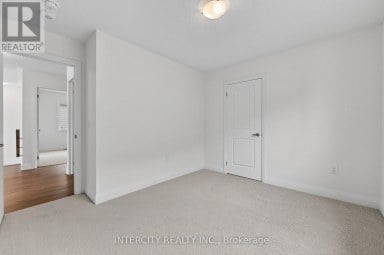 16 LEGACY CIRCLE Wasaga Beach Ontario photo 40