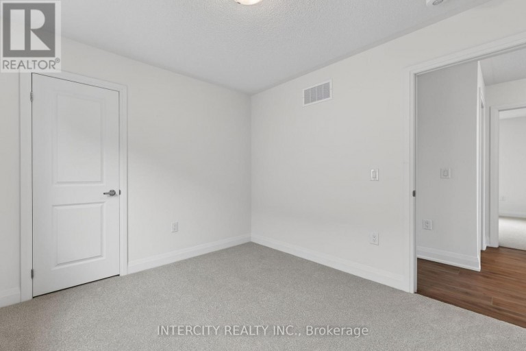 16 LEGACY CIRCLE, Wasaga Beach, Ontario, L9Z0L8