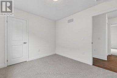16 LEGACY CIRCLE Wasaga Beach Ontario photo 42