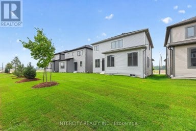 16 LEGACY CIRCLE Wasaga Beach Ontario photo 46