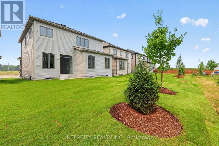 16 LEGACY CIRCLE, Wasaga Beach, Ontario, L9Z0L8