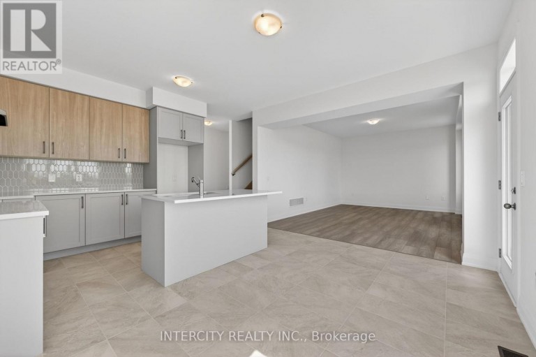 24 LEGACY CIRCLE, Wasaga Beach, Ontario, L9Z0L8