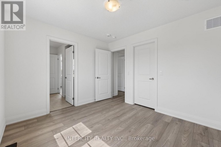 24 LEGACY CIRCLE, Wasaga Beach, Ontario, L9Z0L8