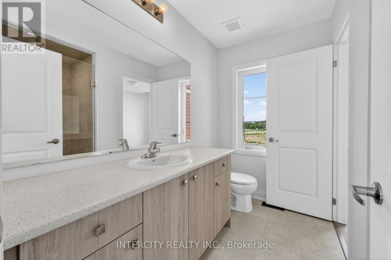 24 LEGACY CIRCLE, Wasaga Beach, Ontario, L9Z0L8