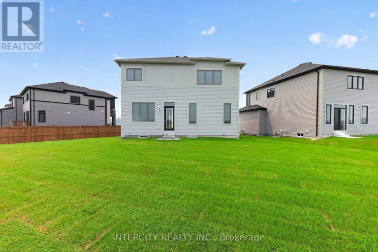24 LEGACY CIRCLE, Wasaga Beach, Ontario, L9Z0L8