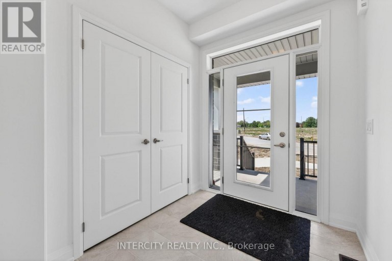 24 LEGACY CIRCLE, Wasaga Beach, Ontario, L9Z0L8