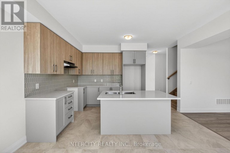 24 LEGACY CIRCLE, Wasaga Beach, Ontario, L9Z0L8