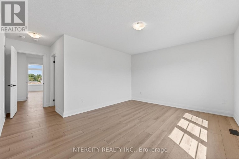 22 LEGACY CIRCLE, Wasaga Beach, Ontario, L9Z0L8