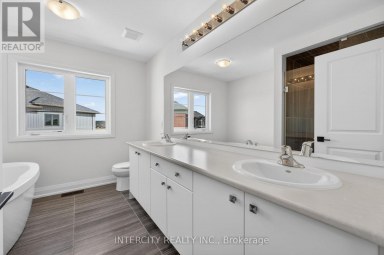 22 LEGACY CIRCLE Wasaga Beach Ontario photo 25