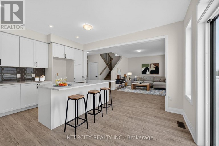 30 LEGACY CIRCLE, Wasaga Beach, Ontario, L9Z0M5