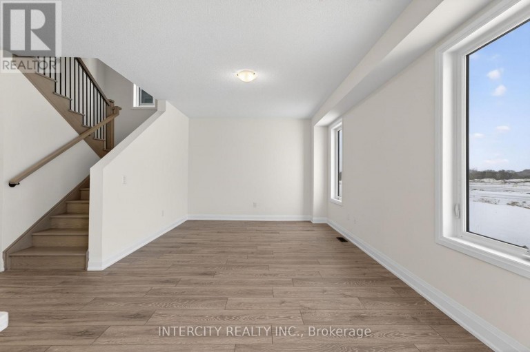 30 LEGACY CIRCLE, Wasaga Beach, Ontario, L9Z0M5