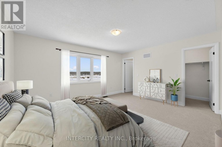 30 LEGACY CIRCLE, Wasaga Beach, Ontario, L9Z0M5