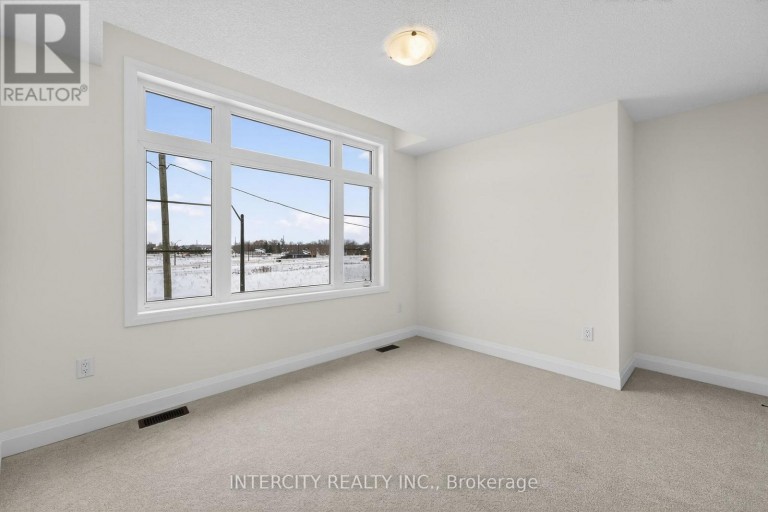 30 LEGACY CIRCLE, Wasaga Beach, Ontario, L9Z0M5
