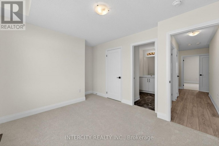 30 LEGACY CIRCLE, Wasaga Beach, Ontario, L9Z0M5