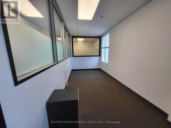 203 - 385 CONNIE CRESCENT Vaughan (Concord) Ontario photo 6
