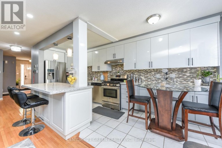 200 WINNERS CIRCLE, Brampton (Northwest Sandalwood Parkway), Ontario, L7A1M2