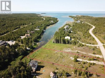 17 BAY SHORE AVE. N. AVENUE Northern Bruce Peninsula Ontario photo 2