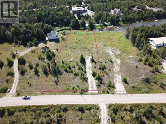 17 BAY SHORE AVE. N. AVENUE Northern Bruce Peninsula Ontario photo 3